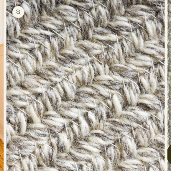 Brand  NEW Curvy Runner by Cicil Home - Picture 5 of 6